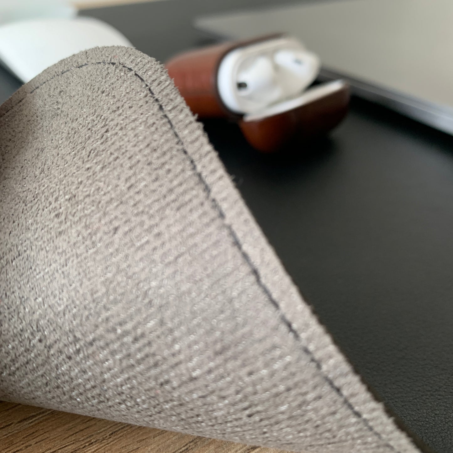 DESKPAD EN CUERO VEGANO 40X80 CM