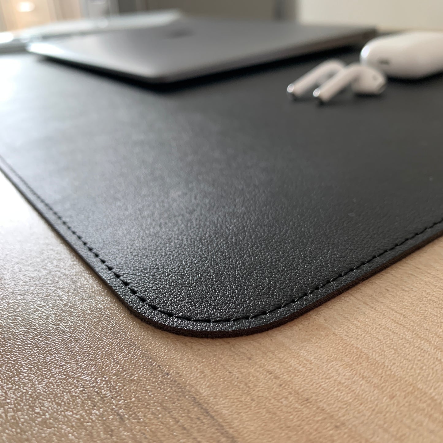 DESKPAD EN CUERO VEGANO 40X80 CM